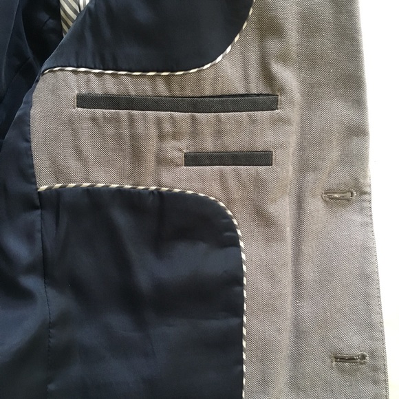 H&M Men’s Gray Sport Coat - Picture 4 of 7